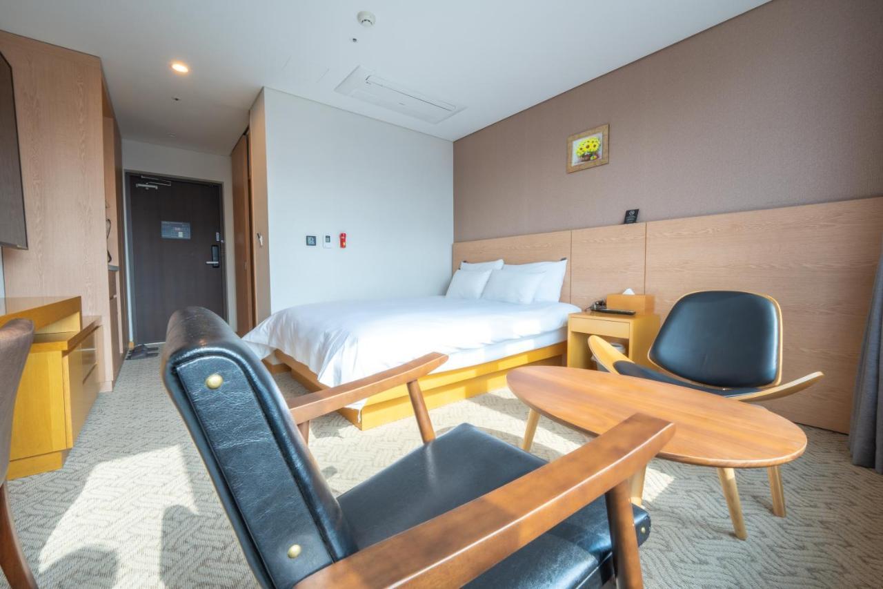 Jongno Lumia Tourist Hotel Seúl Exterior foto