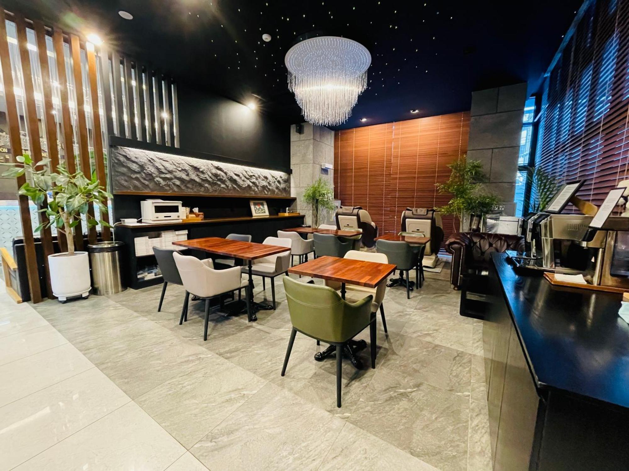 Jongno Lumia Tourist Hotel Seúl Exterior foto